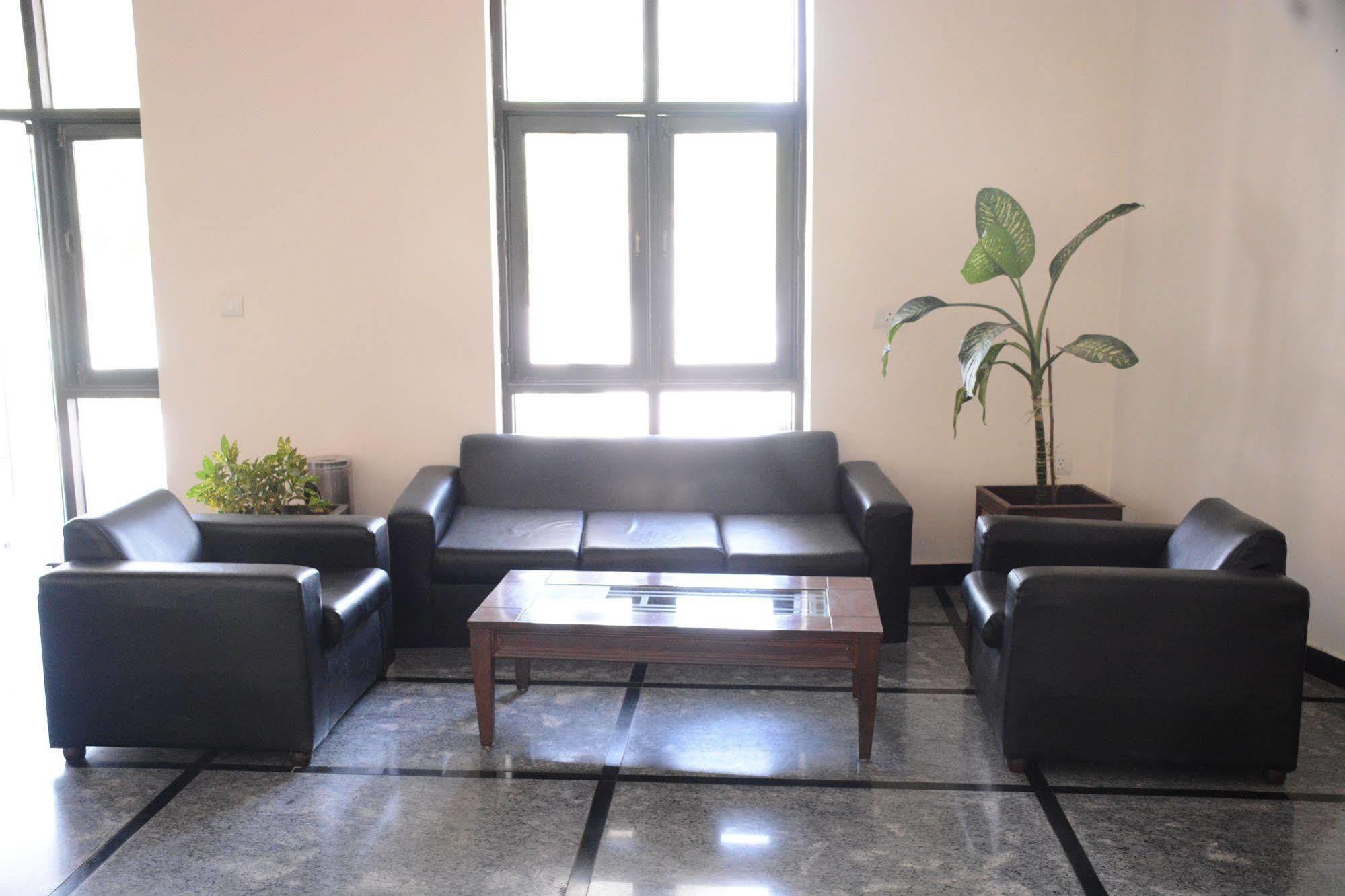 Hotel Naturoville Ayurvedic And Yoga Retreat Rishīkesh Zewnętrze zdjęcie