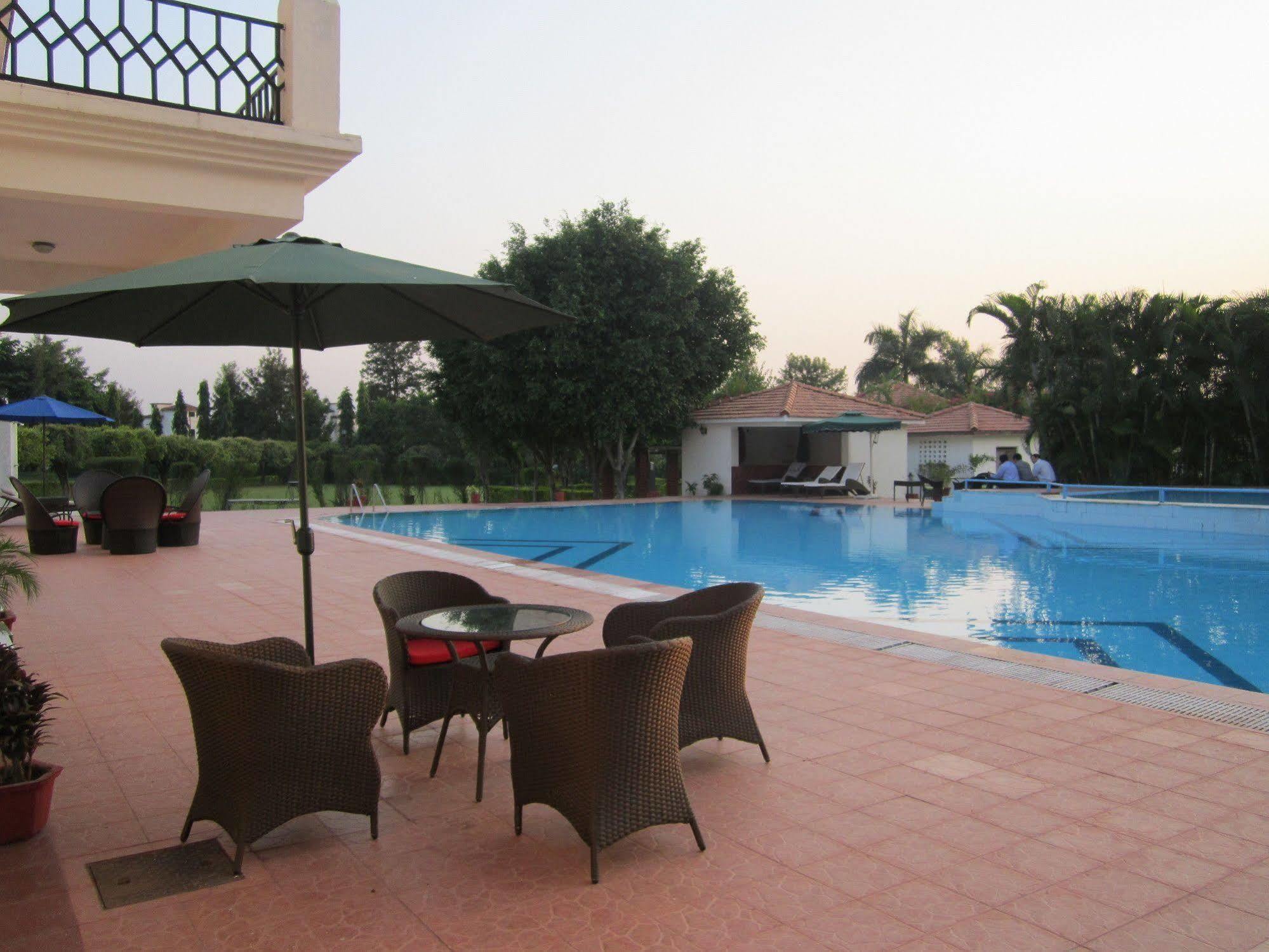Hotel Naturoville Ayurvedic And Yoga Retreat Rishīkesh Zewnętrze zdjęcie