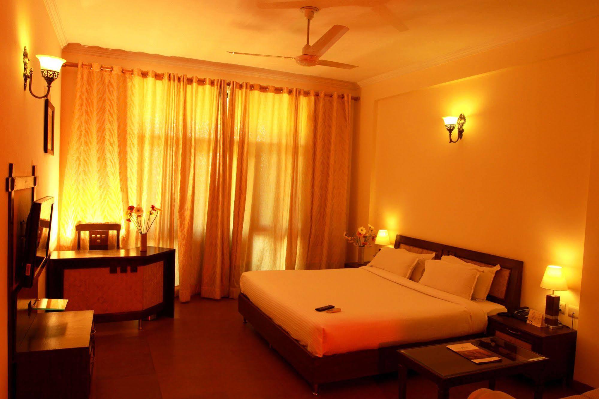 Hotel Naturoville Ayurvedic And Yoga Retreat Rishīkesh Zewnętrze zdjęcie