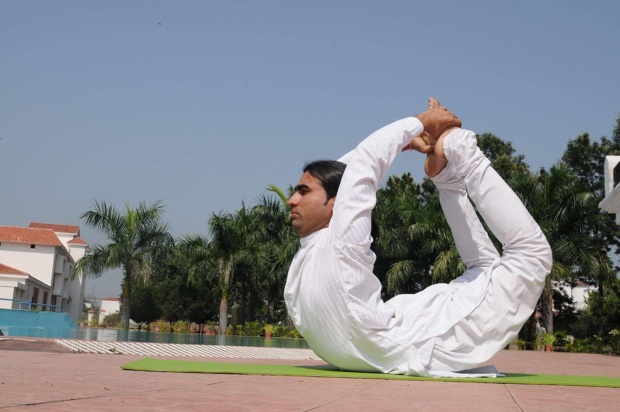 Hotel Naturoville Ayurvedic And Yoga Retreat Rishīkesh Zewnętrze zdjęcie